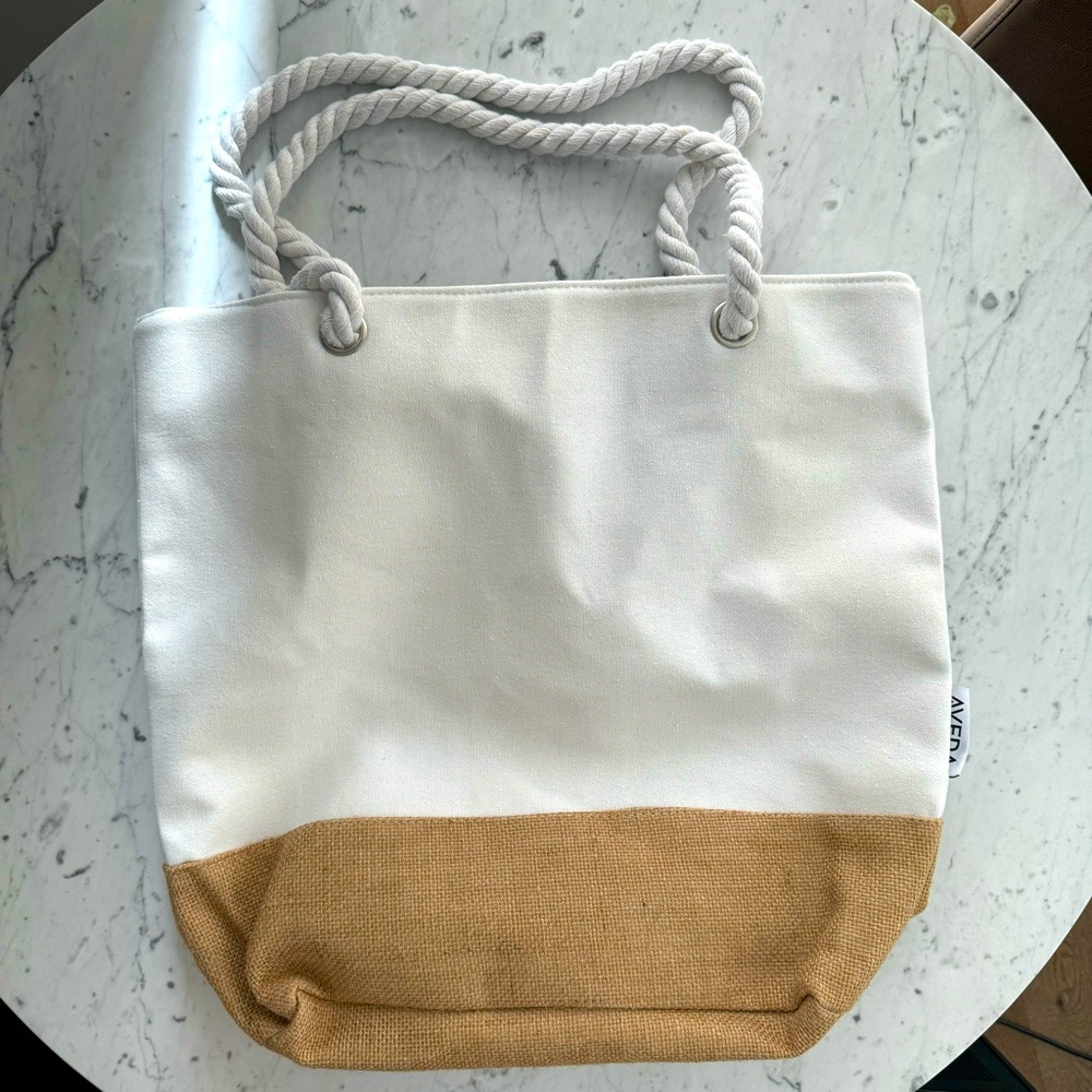 NWOT beach tote bag